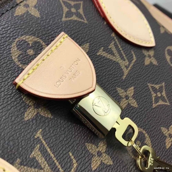 WIS RIVOLI MM VUITTON LOUIS 1223